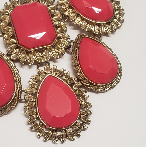 Amazing Golden Leaf Wrapped Pink Acrylic Crystal Statement Necklace - Picture 5 of 10